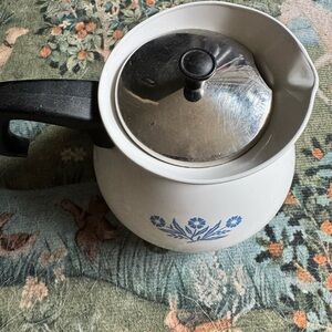 Vintage Corning Ware 6 Cup Kettle